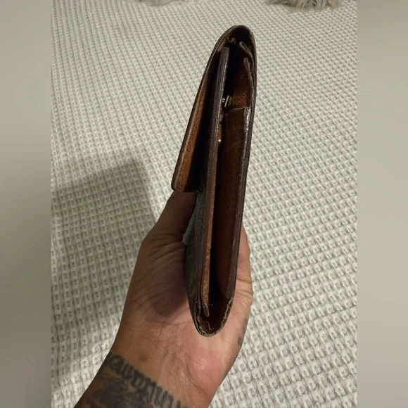 Louis Vuitton Monogram Canvas Pochette Passport Wallet